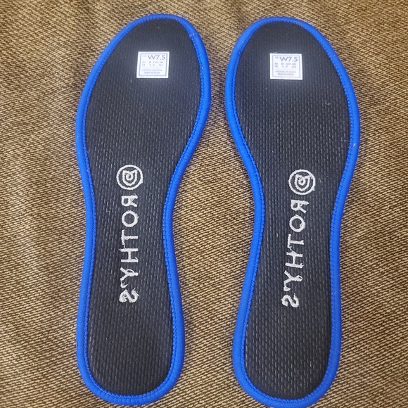 Rothy's Black Round Toe Flats size 7.5 - Picture 10 of 10